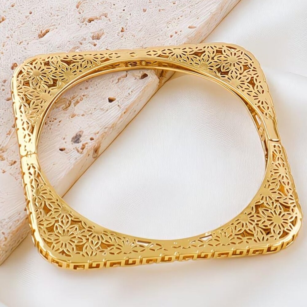 *NEW* ARABIAN 24K GOLDPLATED OPEN FILIGREE SQUARE HINGED BRACELET 13